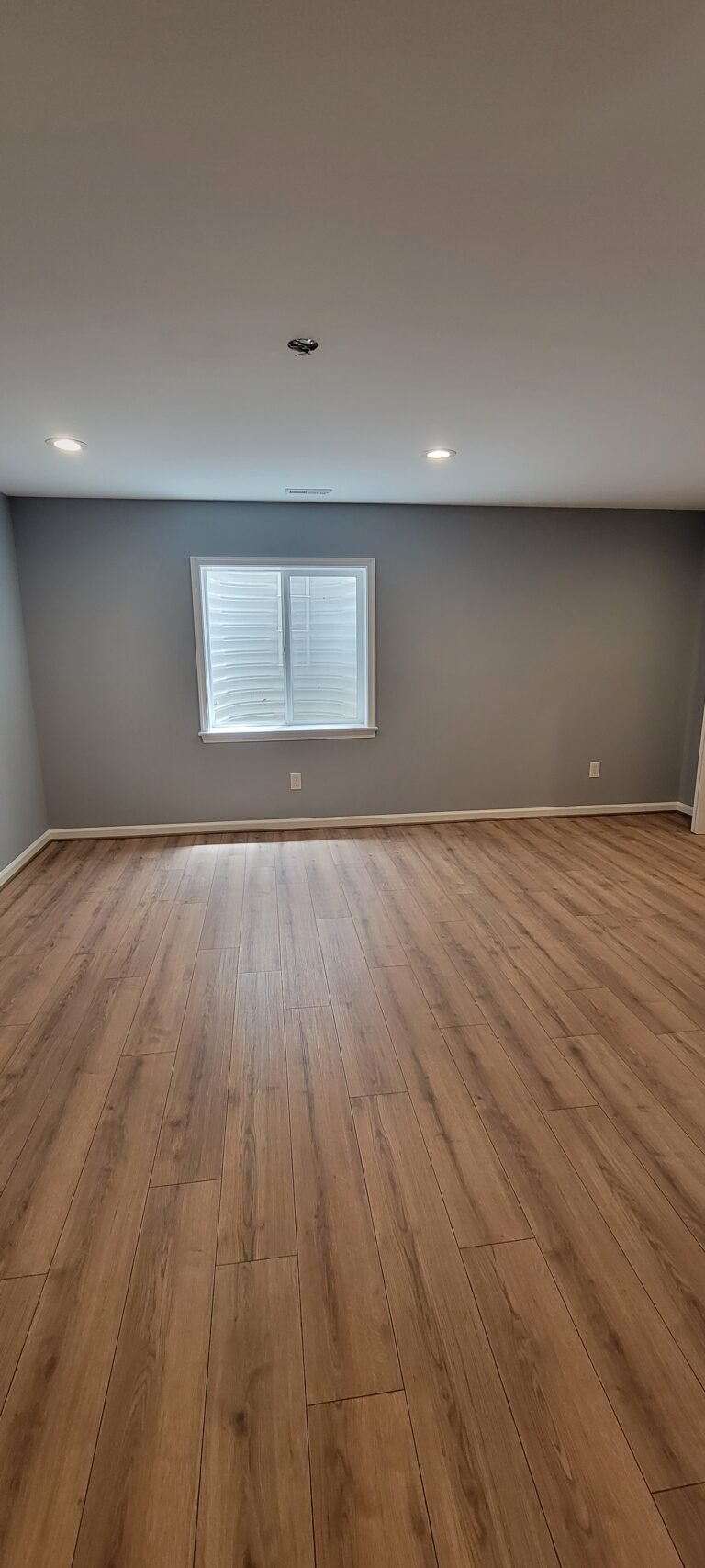Basement 16
