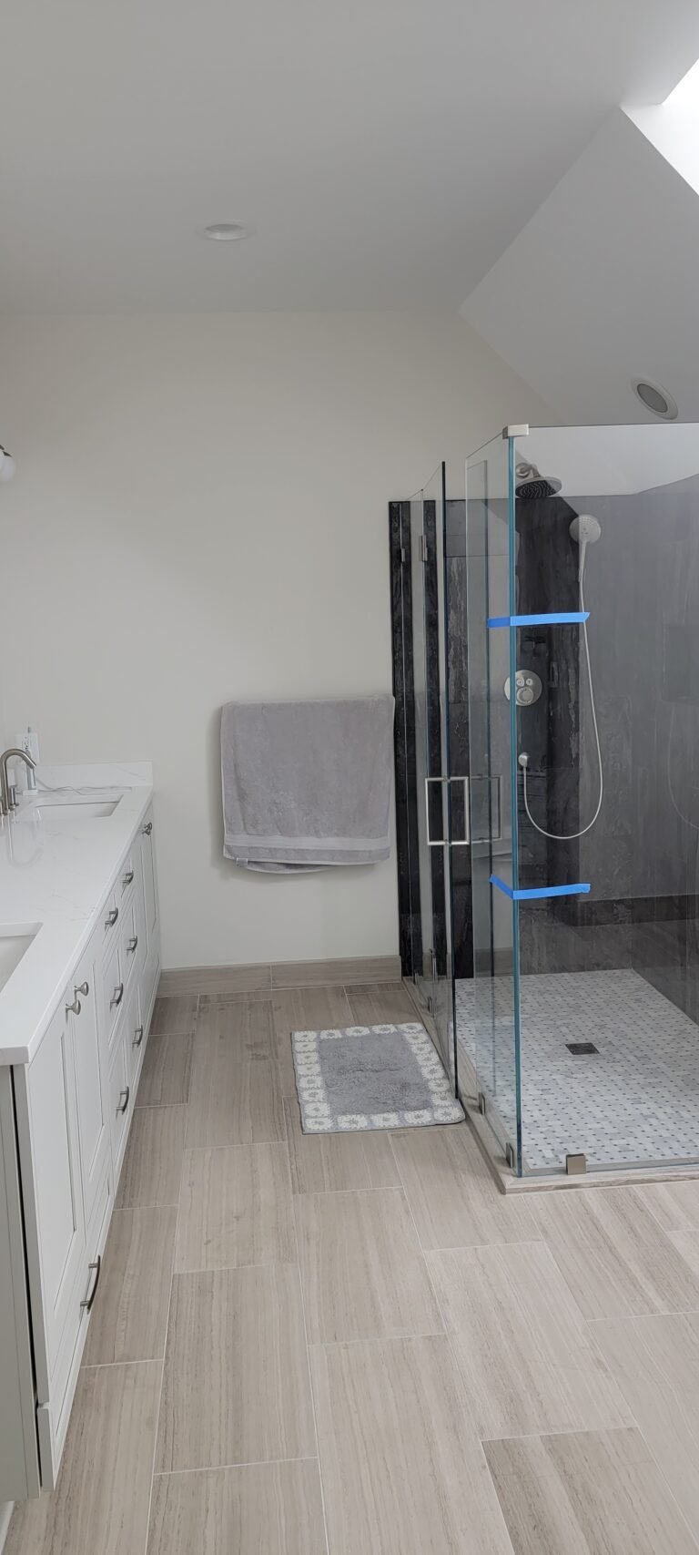 Bathroom 27