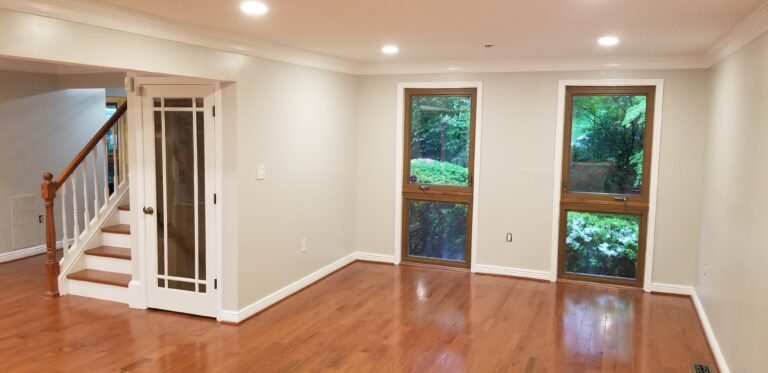 Interior 19